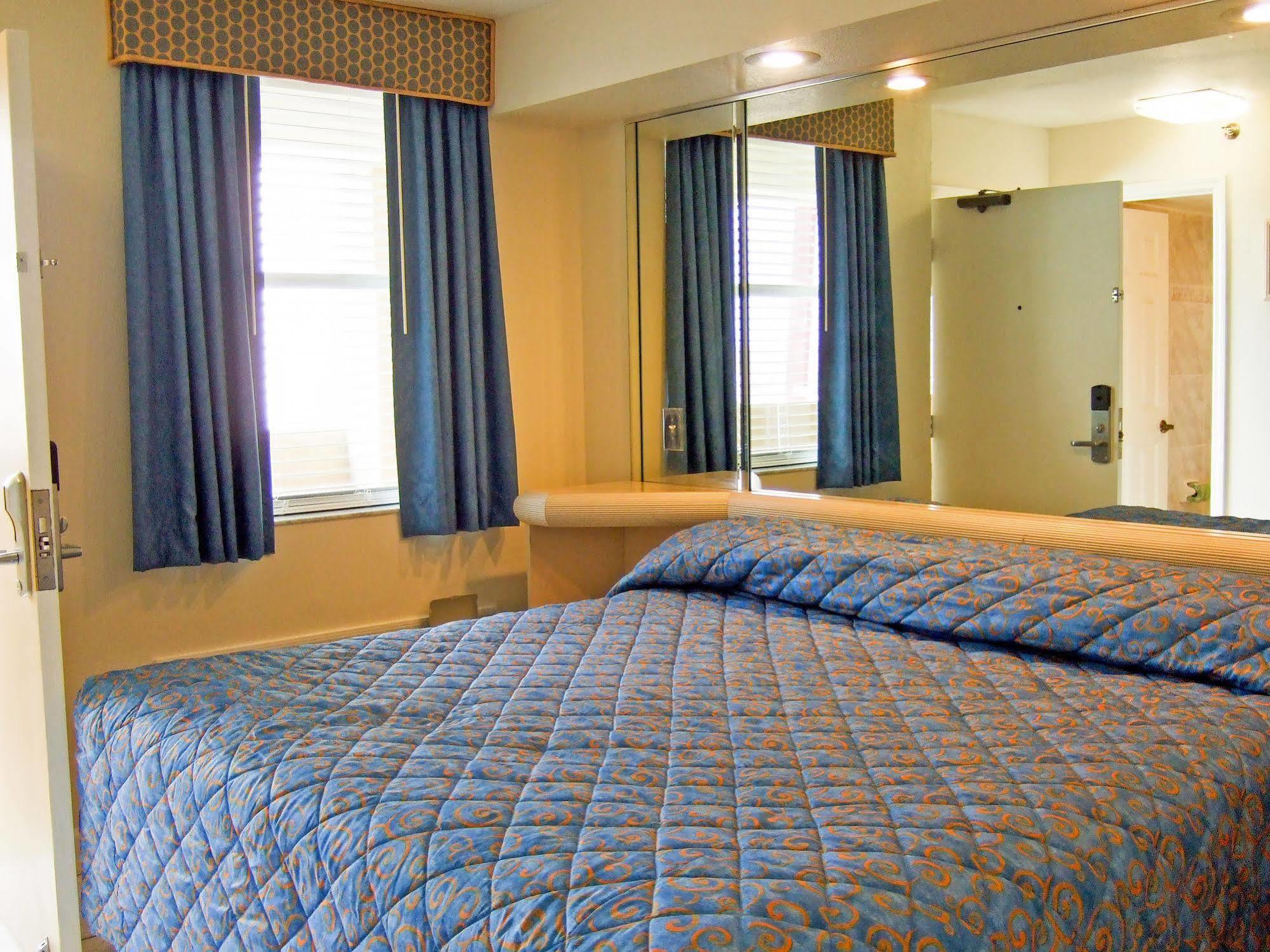 Harbour Beach Resort Studios! Дейтона Бийч Екстериор снимка